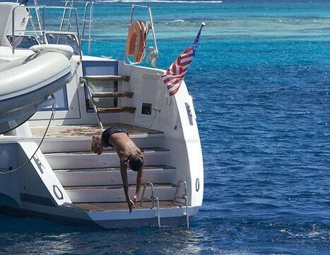 Catamaran Lagoon-Bénéteau Lagoon 620 - 6 + 2 cab. 18.9m