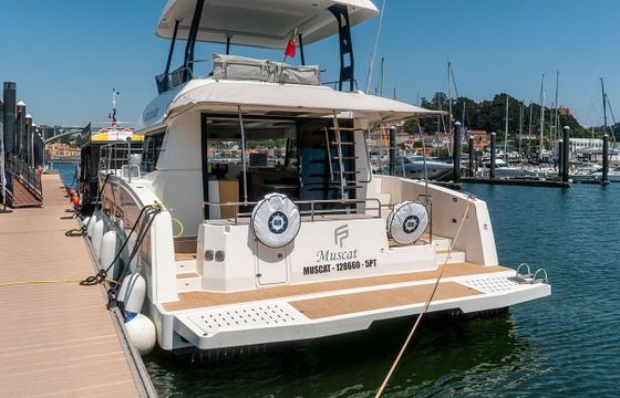 Catamaran Fountaine Pajot My 37 11.74m