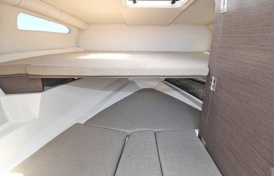 Motorboat Bayliner Vr6 Cuddy 225hp