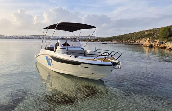 Motorboat AQUA 24 S7 EXCLUSIVE 150hp