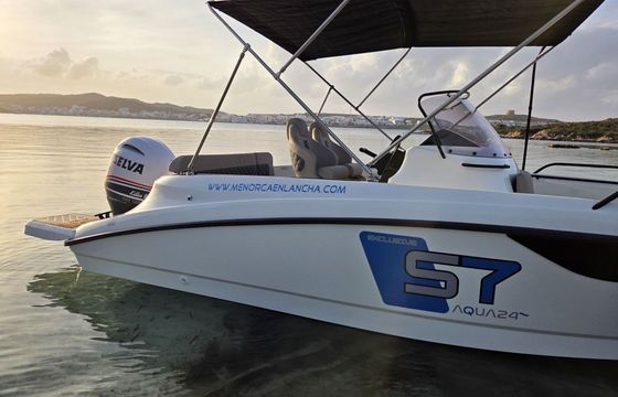 Motorboat AQUA 24 S7 EXCLUSIVE 150hp