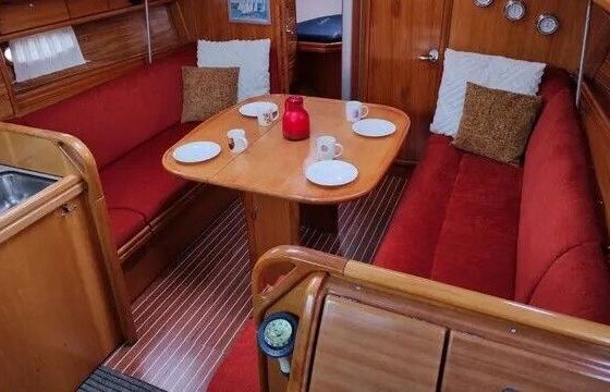Sailboat Bavaria 37 Cruiser 11m