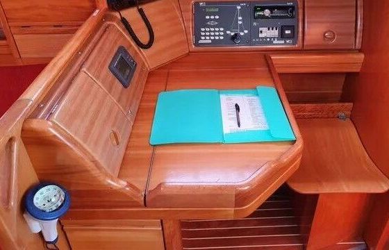 Sailboat Bavaria 37 Cruiser 11m