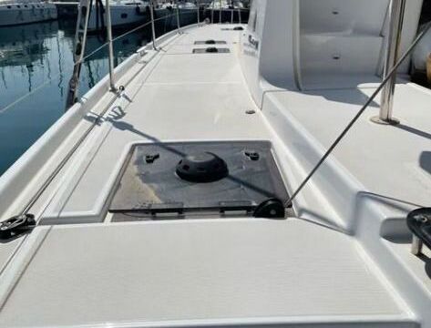 Catamaran Lagoon-Bénéteau Lagoon 46 - 4 + 2 cab. 13m