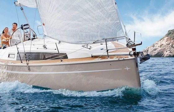 Sailboat Bavaria 34 Cruiser 9.99m