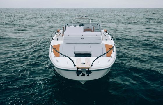 Motorboat Beneteau Flyer 7 200hp