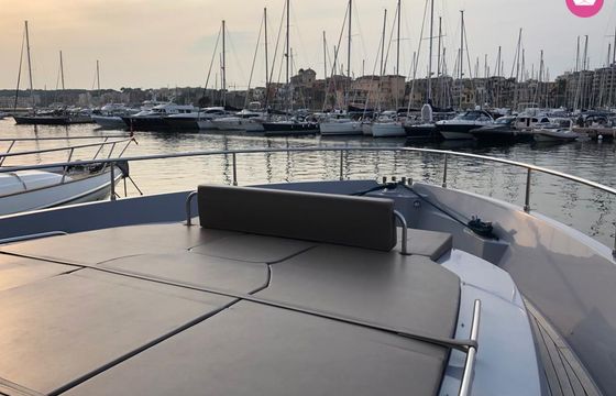 Motor yacht Sundeck Sundeck 550 550hp