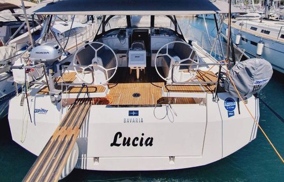 Sailboat Bavaria Bavaria C42 12.38m