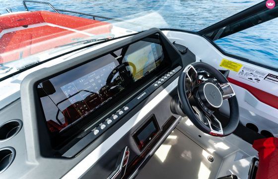 Motorboat Brabus Shadow 500 500hp