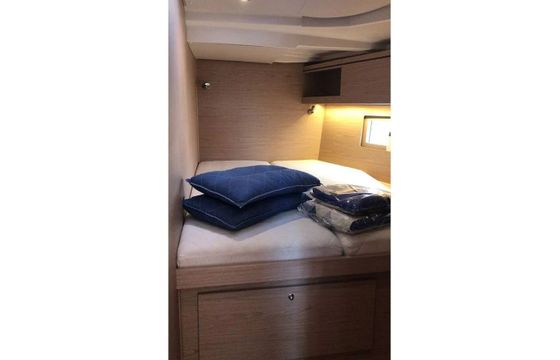 Sailboat Beneteau Oceanis 51.1 15m