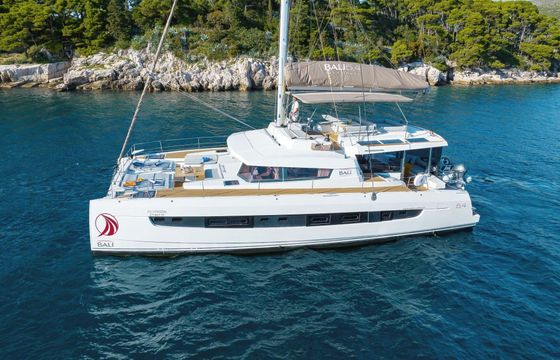 Catamaran Catana Bali 5.4 Open Space - 5 cab. 16.8m