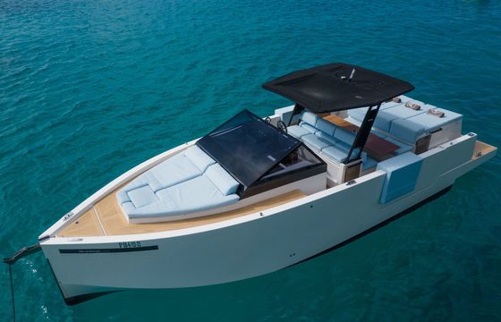 Motor yacht De Antonio D34 300hp