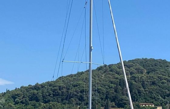 Sailboat Beneteau Oceanis 45 14m