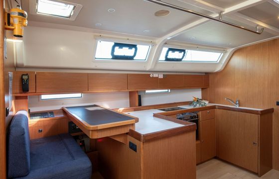 Sailboat Bavaria Cruiser 51 14m