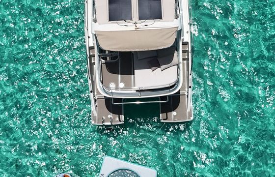 Catamaran POWERCAT AQUILA 12.19m