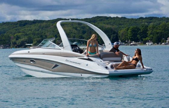 Motorboat Crownline E6 330hp