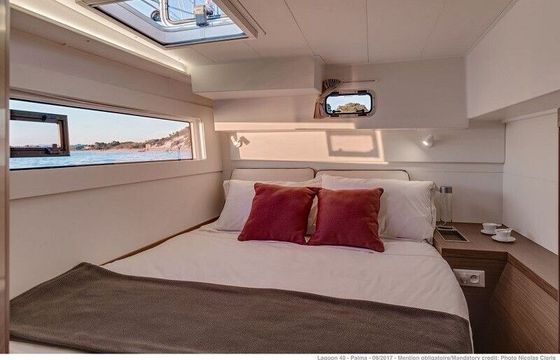 Catamaran Lagoon-Bénéteau Lagoon 40 - 4 + 2 cab 11.74m