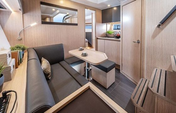 Motor yacht Bavaria Yachtbau Bavaria SR36HT 600hp