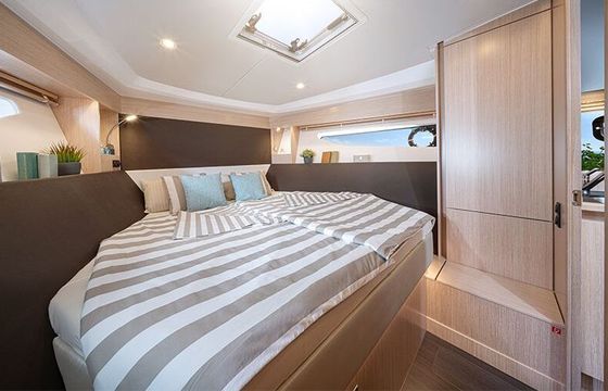 Motor yacht Bavaria Yachtbau Bavaria SR36HT 600hp