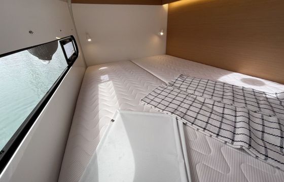 Catamaran Excess 11 11m