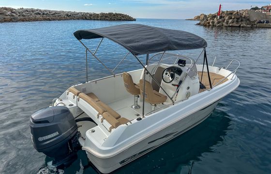 Motorboat Jeanneau Cap Camarat 5.5 Cc CON LICENCIA 100hp
