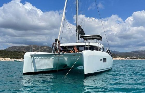 Catamaran Lagoon Lagoon 42 12.8m