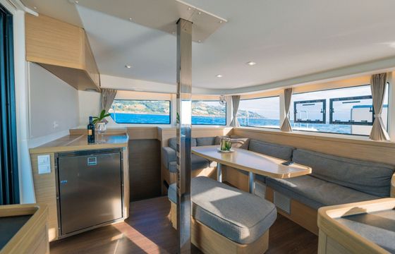 Catamaran Lagoon Lagoon 42 12.8m