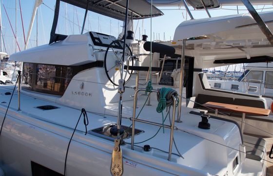 Catamaran Lagoon Lagoon 42 12.8m