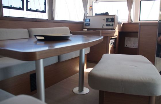 Catamaran Lagoon Lagoon 42 12.8m