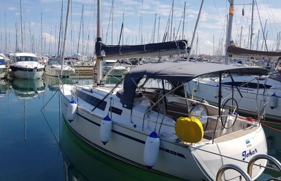 Sailboat Bavaria Cruiser 34 10m