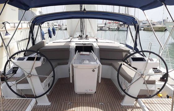 Sailboat Oceanis 46.1 14m