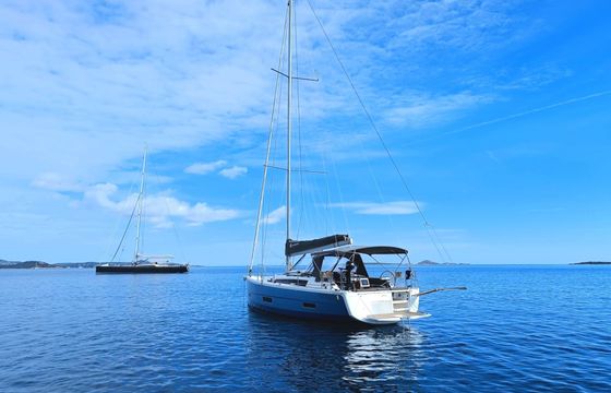 Sailboat Dufour Dufour 390 11m