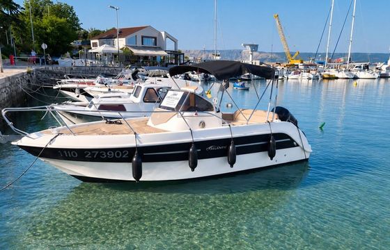Motorboat Italmar Summer 23 200hp