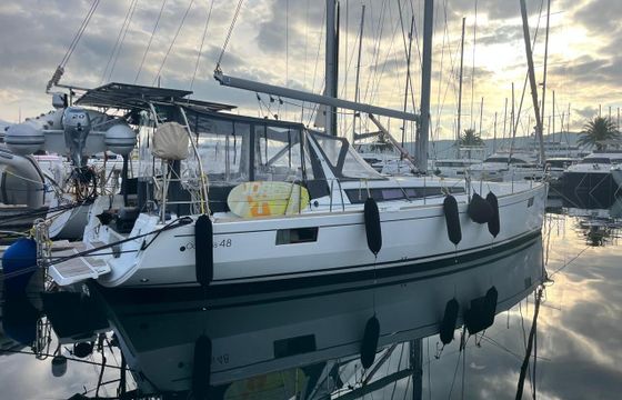 Sailboat Beneteau Oceanis 48 14.6m
