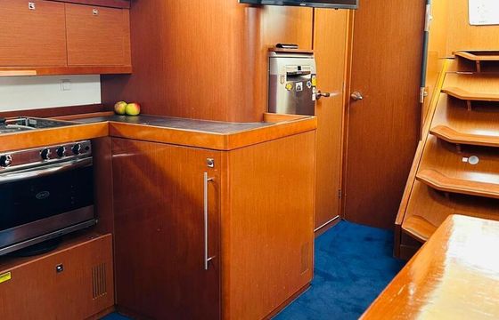 Sailboat Beneteau Oceanis 48 14.6m