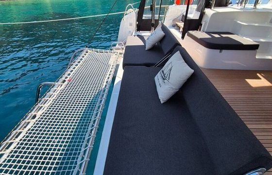 Catamaran Lagoon-Bénéteau Lagoon 43 - 4 + 2 cab. 13m