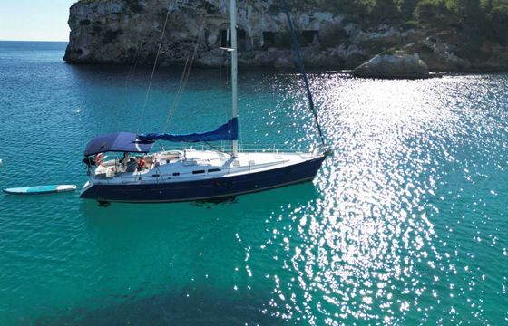 Sailboat DAY CHARTER +EXTRA FUN(4h, 6h y 8 h) beneteau 13m