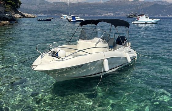Motorboat Quicksilver Activ 555 115hp