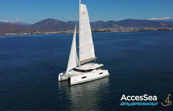 Catamaran Fountaine Pajot Astréa 42 12.58m