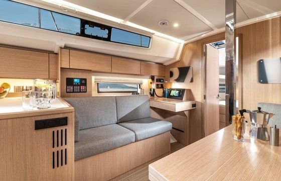 Sailboat Bavaria Yachtbau Bavaria C42 12m