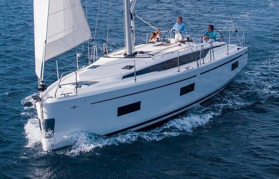 Sailboat Bavaria Yachtbau Bavaria C42 12m