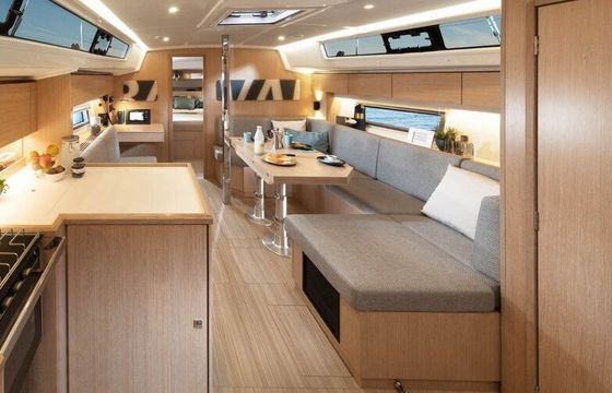 Sailboat Bavaria Yachtbau Bavaria C42 12m