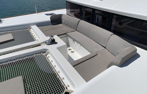Catamaran Lagoon 450F 14m