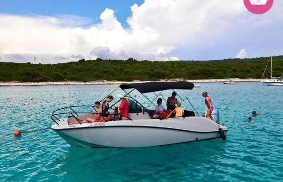 Motorboat Quicksilver 555 150hp