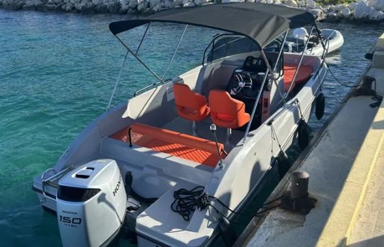 Motorboat Quicksilver 555 150hp