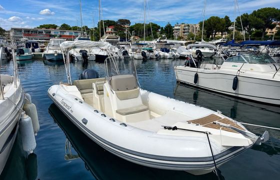 RIB Capelli Tempest 700 225hp