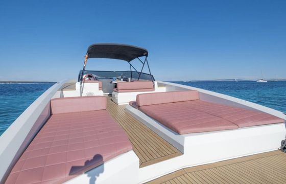 Motorboat Vanquish Vanquish 43 740hp