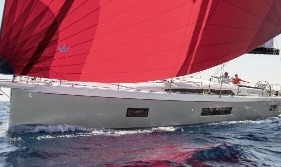 Sailboat BENETEAU OCEANIS 51.1 15.94m