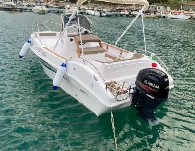 Boat without licence  Prestige One Ascari 40hp