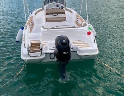 Boat without licence  Prestige One Ascari 40hp